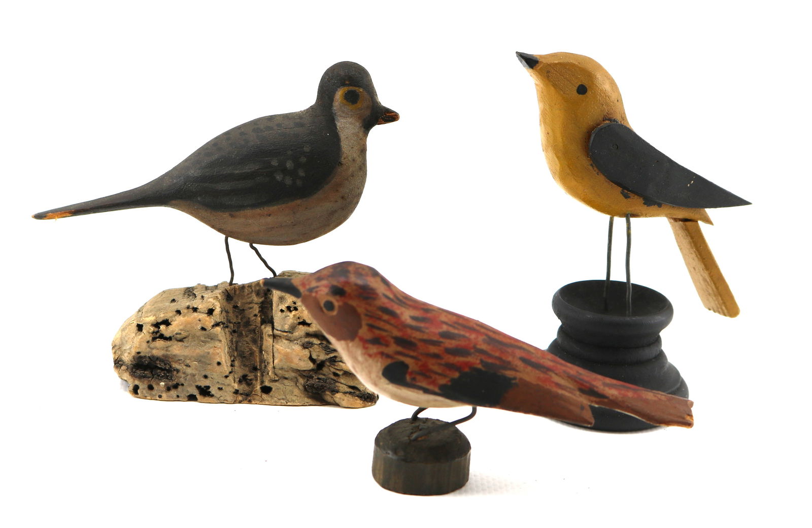(3) American Folk Art Polychrome Painted Wood Miniature Bird Carvings (1 of 5)