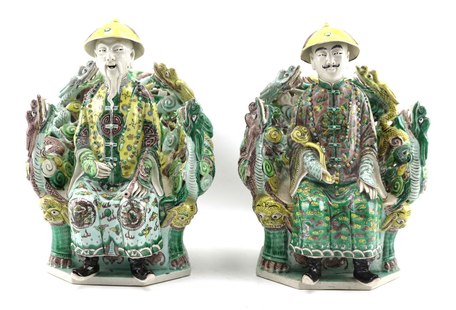 A Pair of Chinese Famille Verte Biscuit Porcelain Figures of Court Officials (1 of 13)