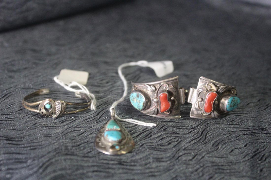 3 Pieces of Native American Silver Jewelry (1 of 2)