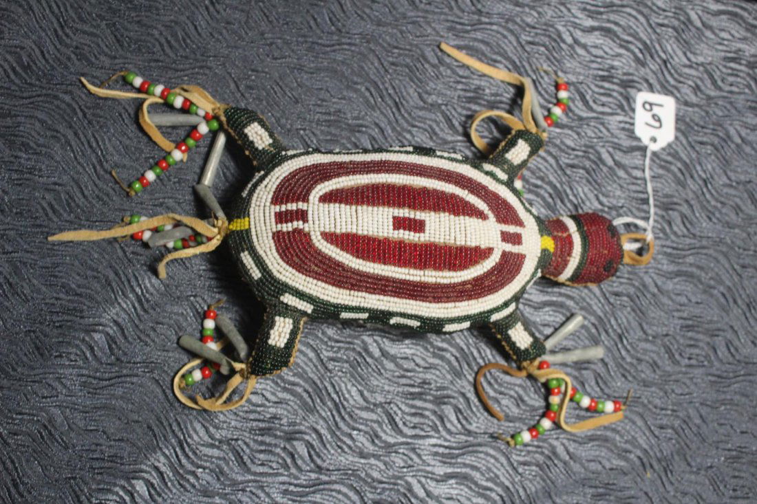 Native American Beaded Turtle Fetish (1 of 3)