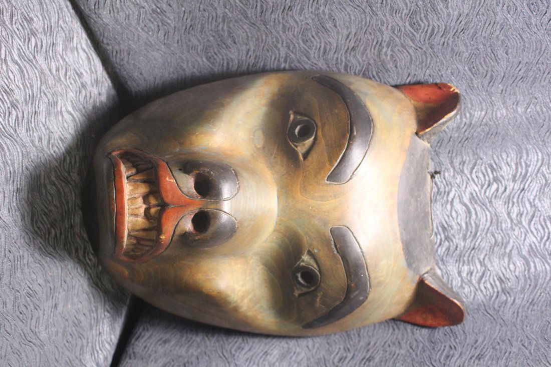 Carved Northwest Coast Indian Mask (1 of 3)