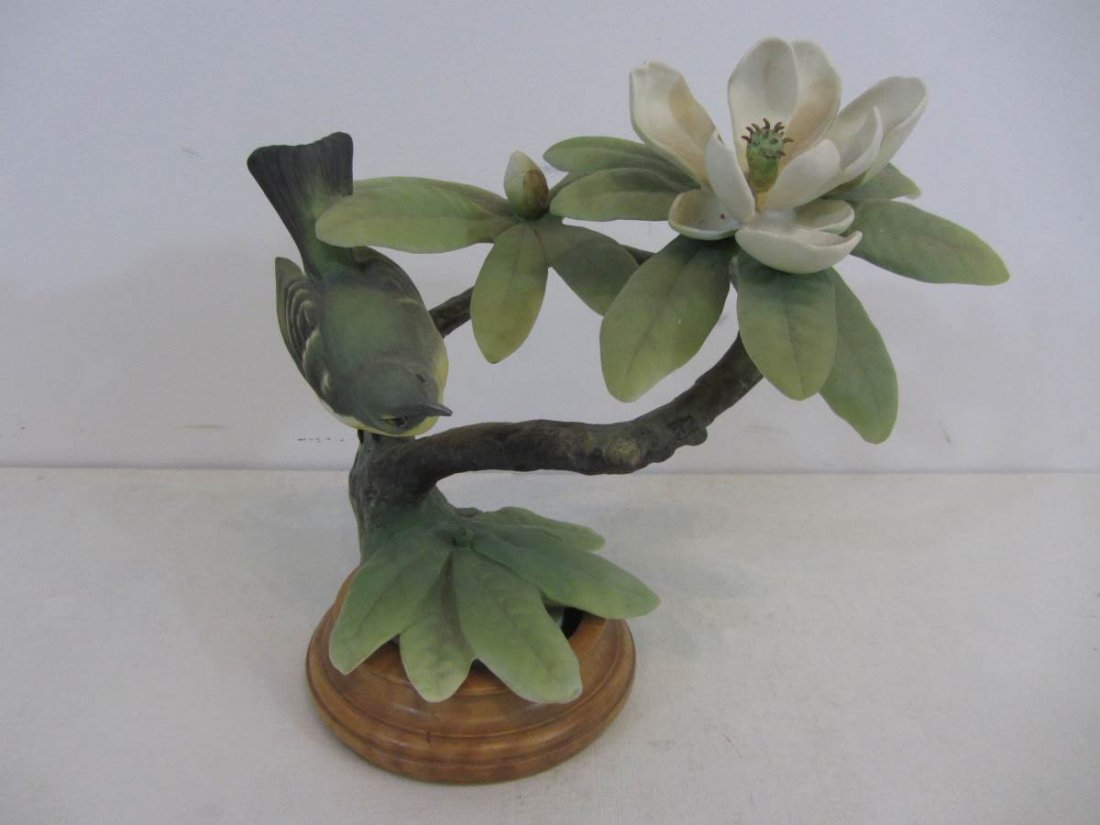 Royal Worcester Parula Warbler: Royal Worcester Parula Warbler measures 9" x 9.5"