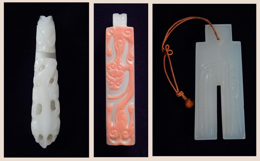 3 Peking glass objects (1 of 9)