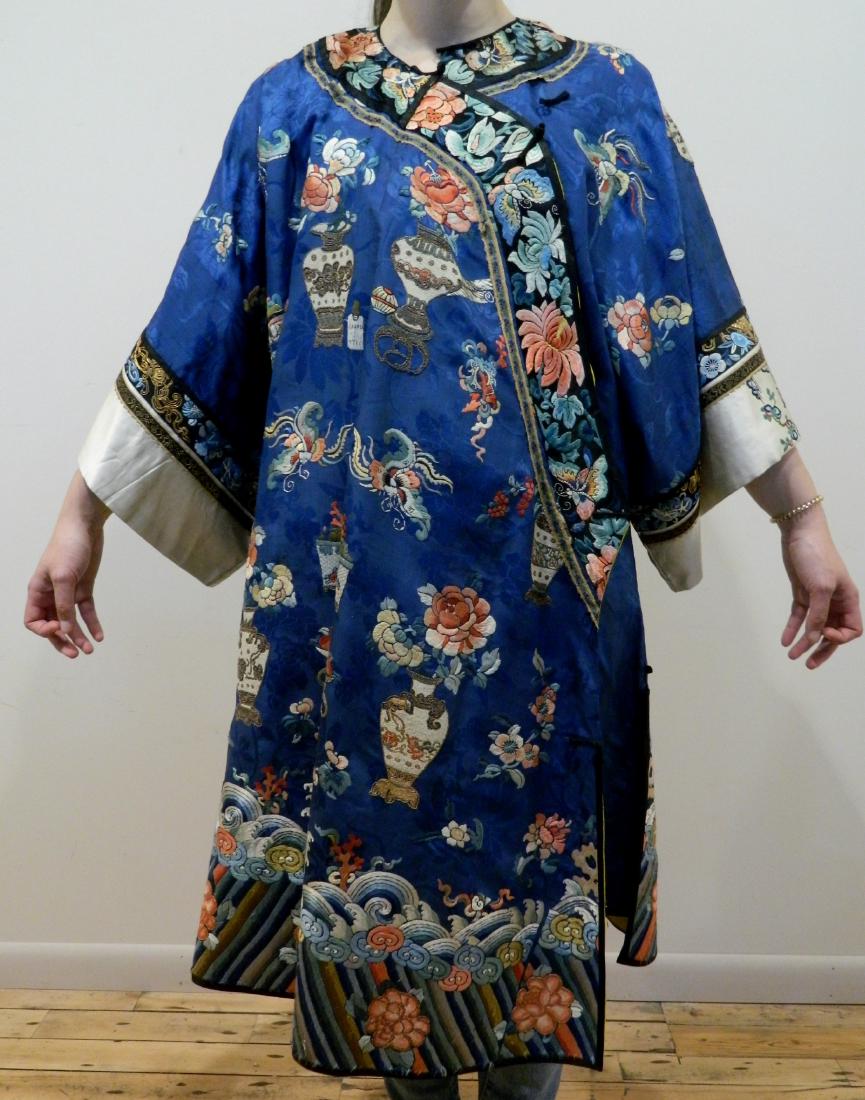Chinese silk robe (1 of 3)