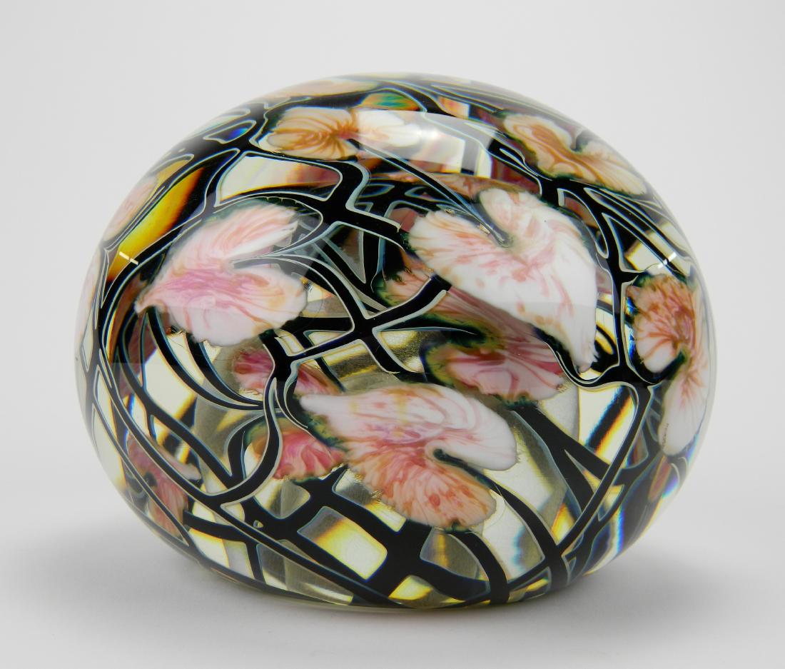 John Lotton art glass: John Lotton art glass, Magnum weight, 1988, signed John Lotton 1988 at base, with a double leaf and vine motif. 5 1/2''h, 7 1/2''dia.