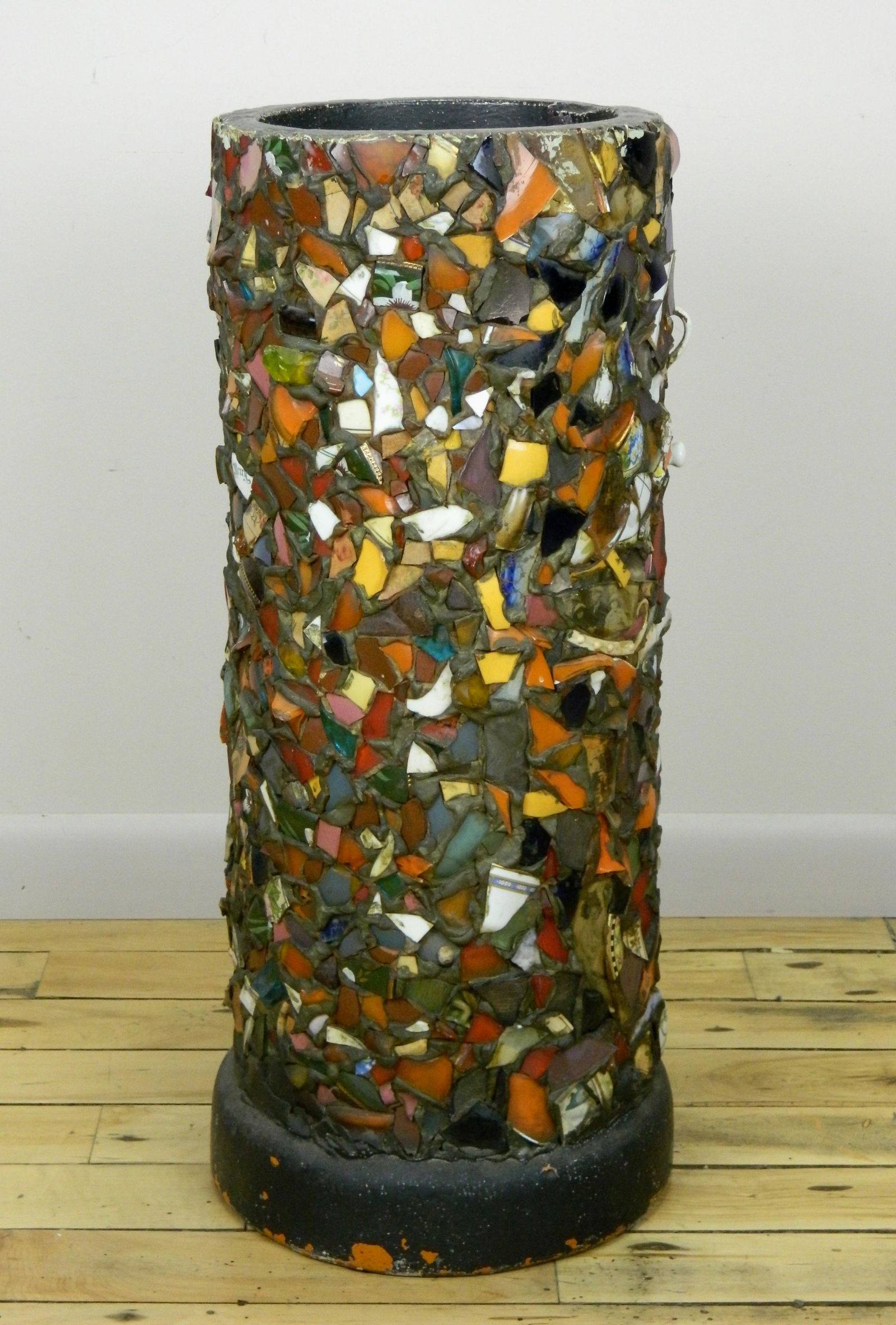 Sewer Tile memory umbrella stand (1 of 5)