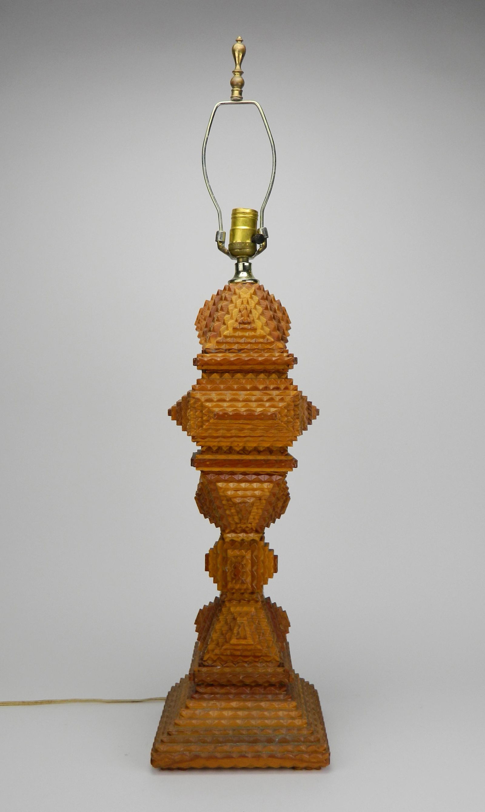 Tramp Art lamp (1 of 5)