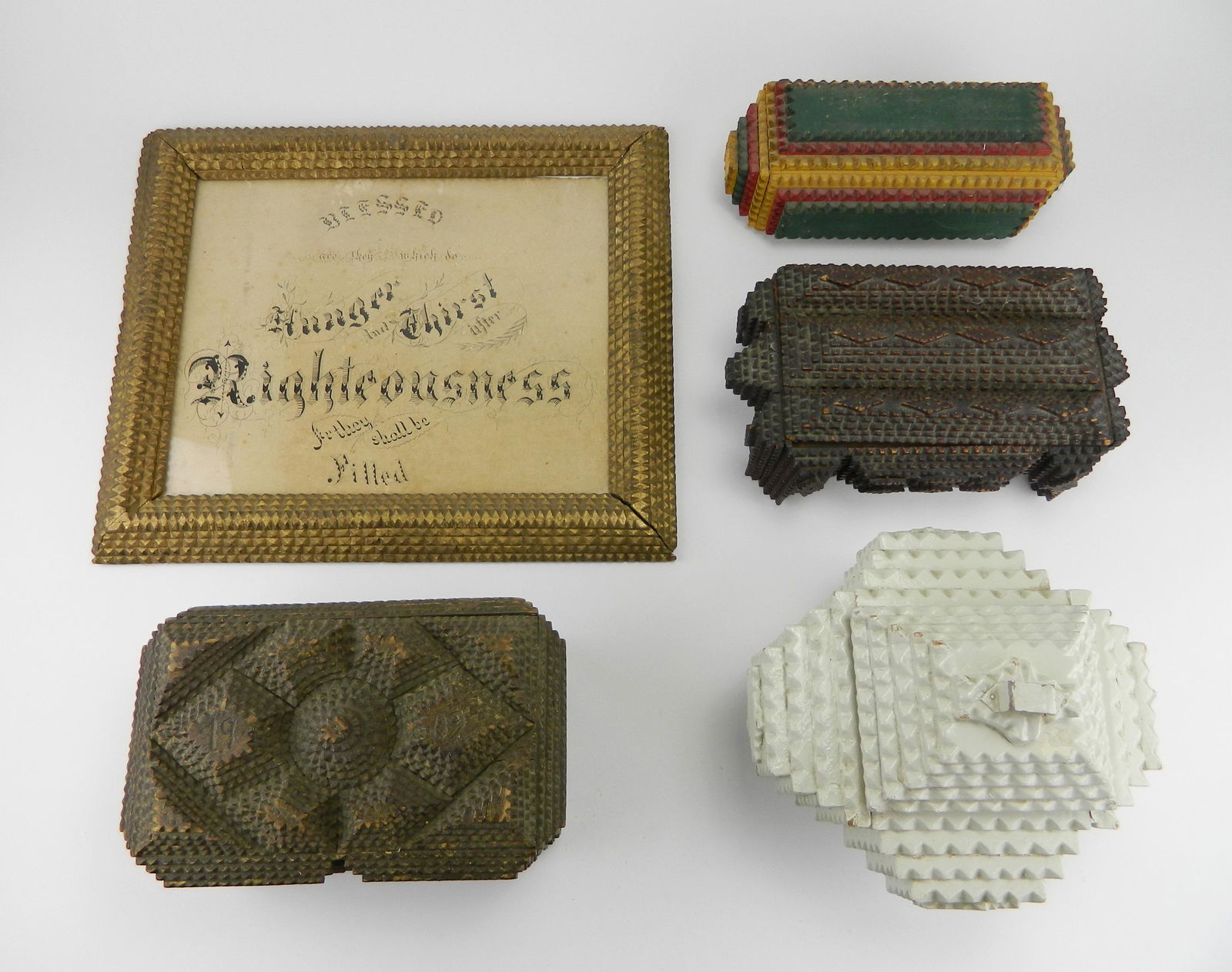 4 Tramp Art covered boxes (1 of 9)