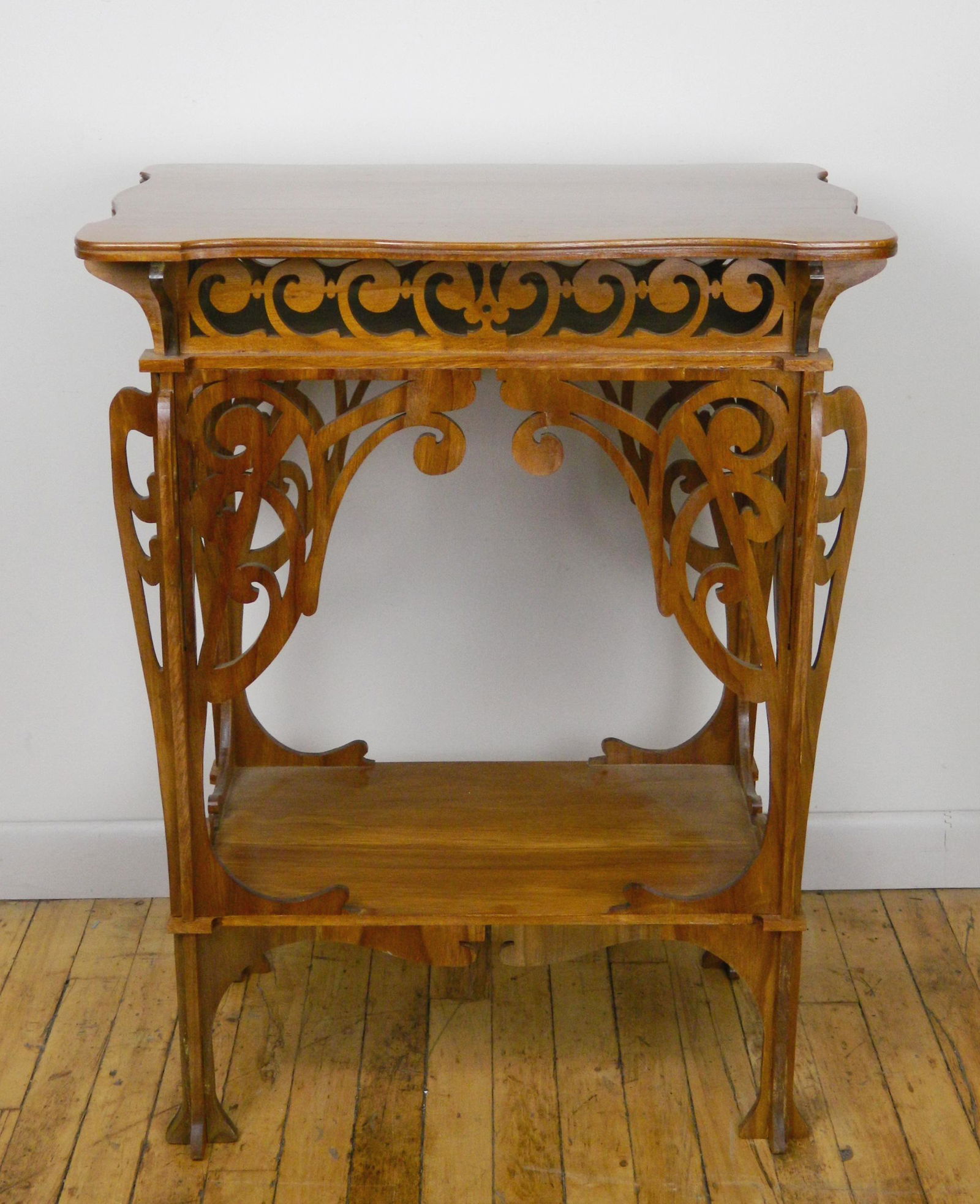 Al Runge fretwork occasional table (1 of 5)