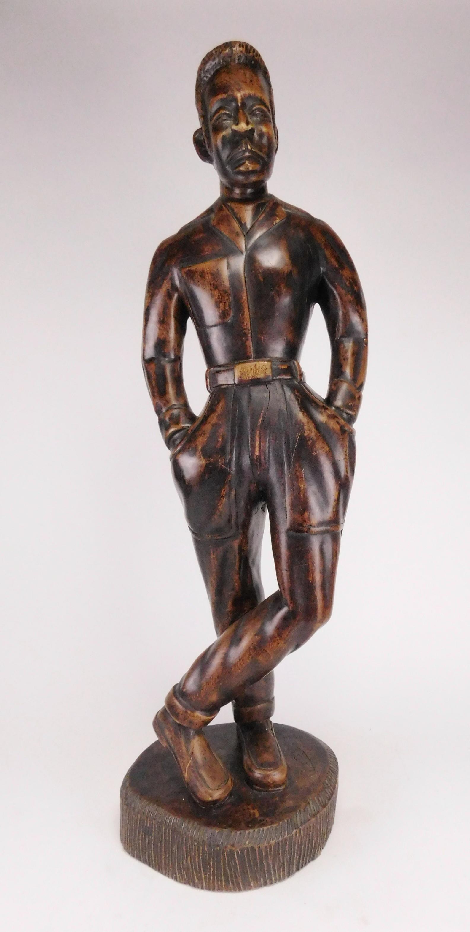J. Chery wood sculpture (1 of 6)
