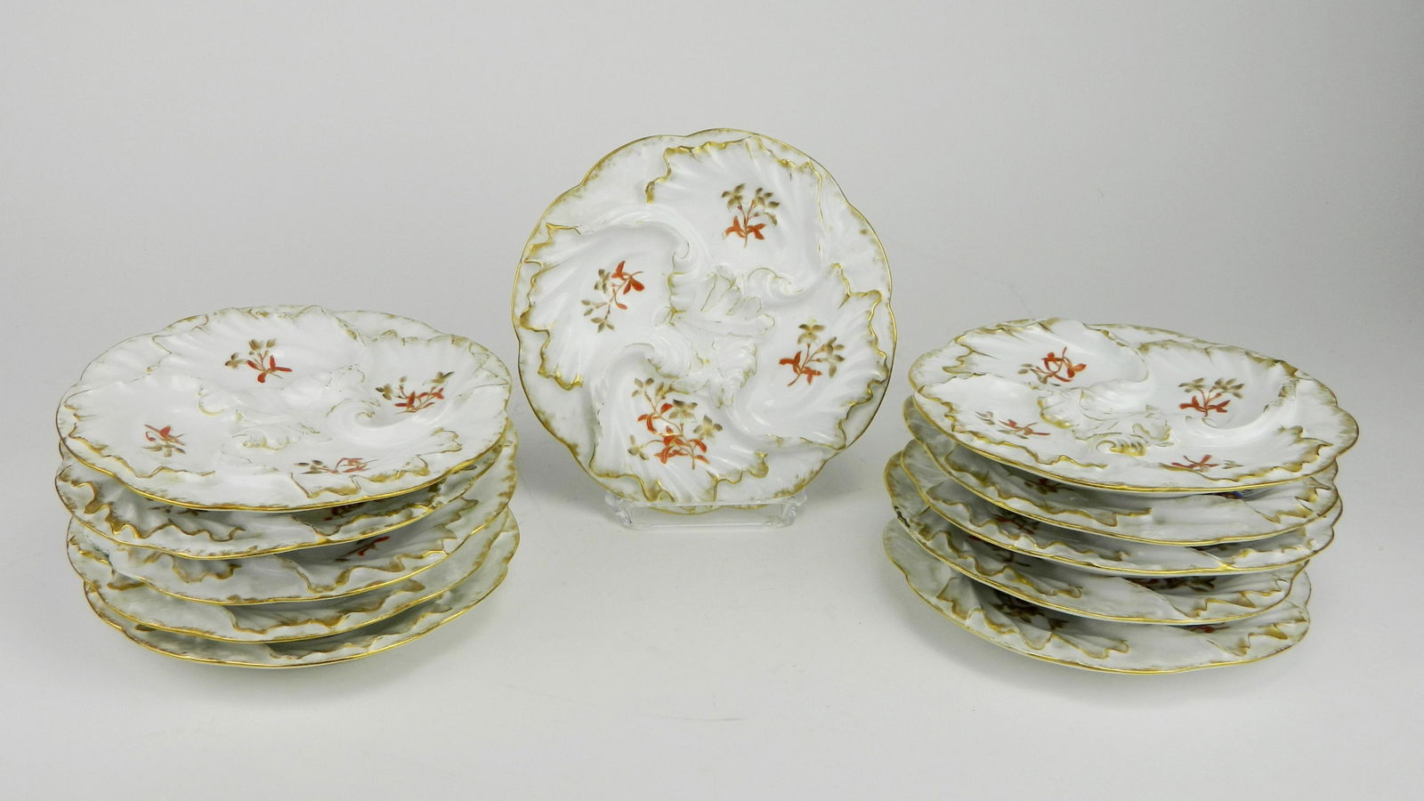 11 Haviland porcelain oyster plates (1 of 4)