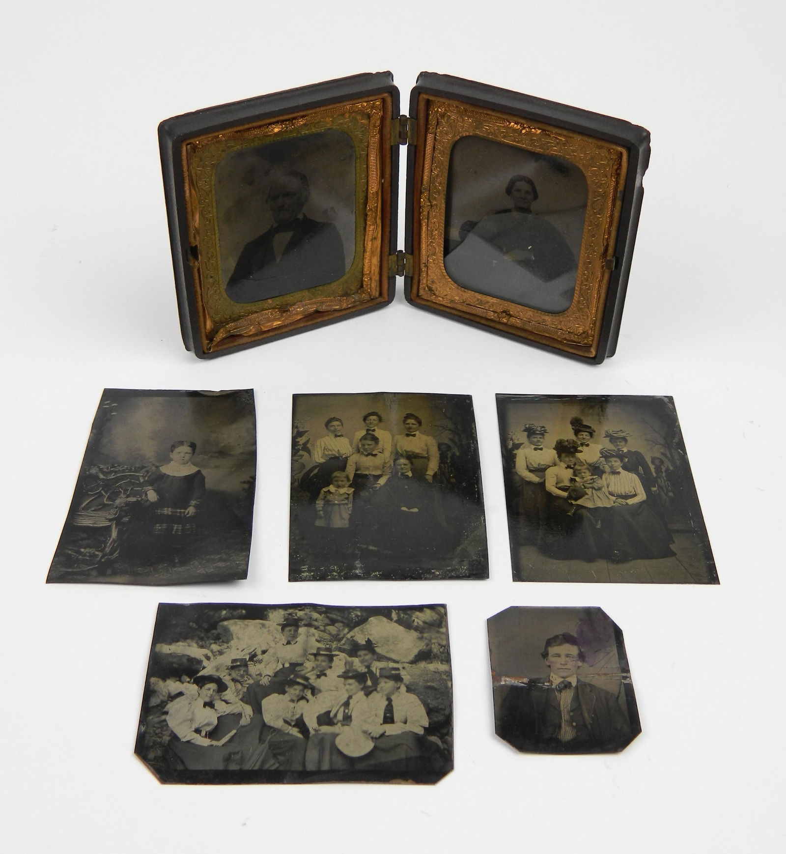 Lot of 5 Tin types (1 of 7)