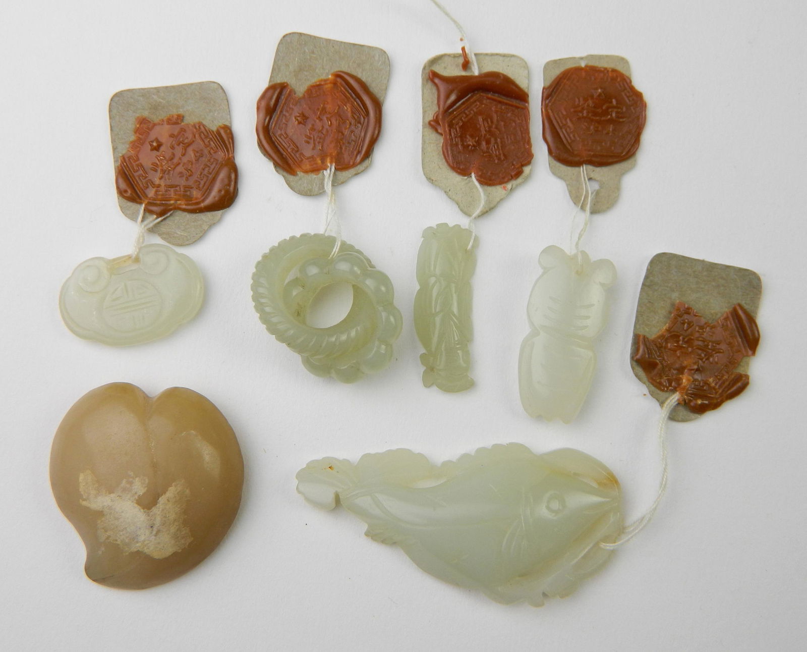 6 Carved pcs of Chinese jade (1 of 5)