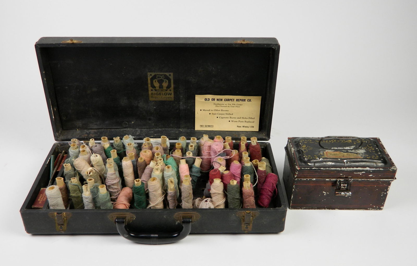 Bigelow rugs and carpets repair and sample kit (1 of 6)