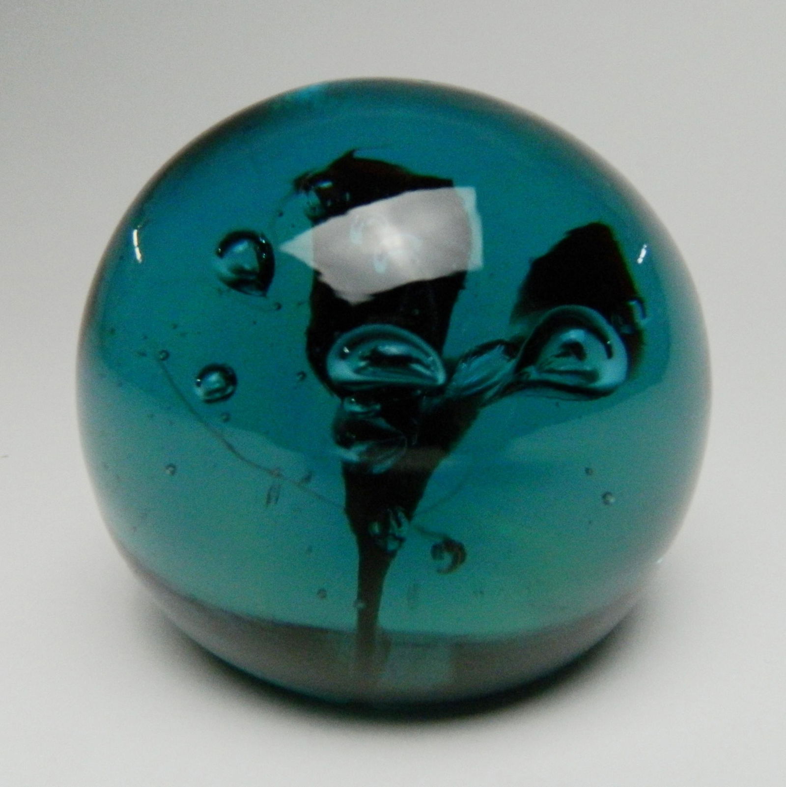 Dominic Labino glass paperweight: Dominic Labino glass paperweight, 1966, signed Labino 66 on bottom, good condition. 2 1/2''h