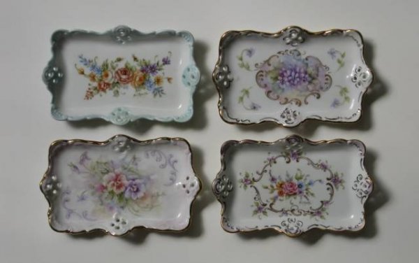 H. Litkovitz 4 hand-painted porcelain trays: 4 hand-painted porcelain small trays by Helen Litkovitz, decorated with various flowers, 3 with applied gold, scalloped edges with handles, all signed, very good condition, various sizes.