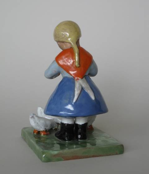 4 20th c. Hungarian ceramic figures - 5