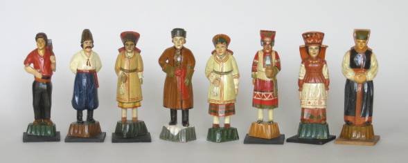 8 Turn-of-the-Century Russian wood figures