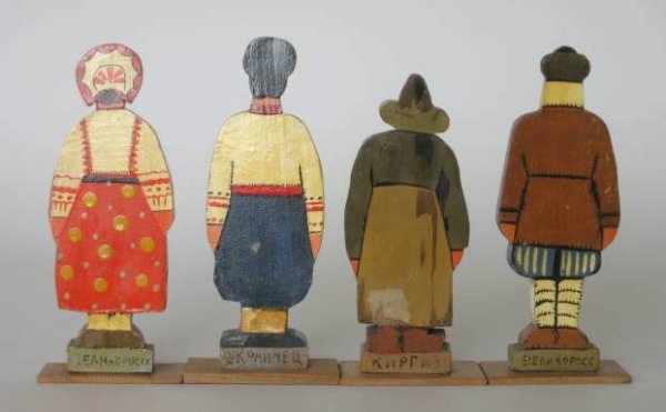 10 Turn-of-the-Century Russian wood figures - 3