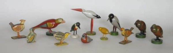 12 Early 20th c. Russian wood birds