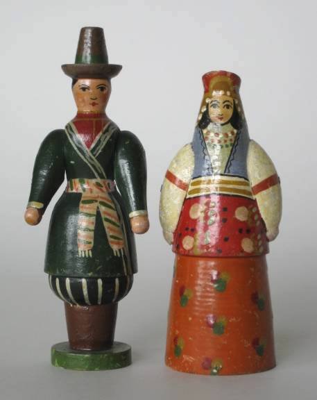 6 Early 20th c. Russian wood figures - 3
