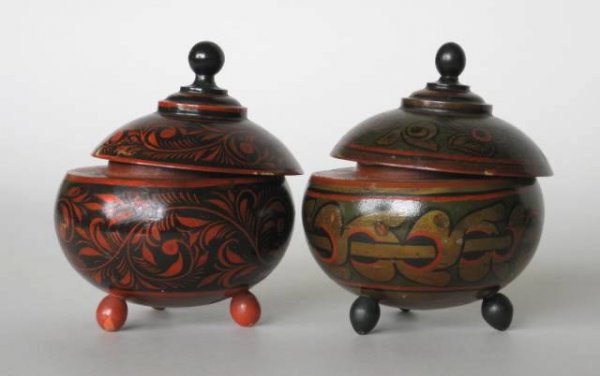 20 20th c. Russian wood items - 7