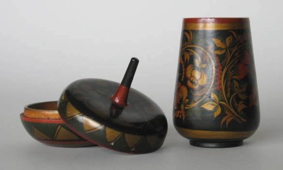 20 20th c. Russian wood items - 8
