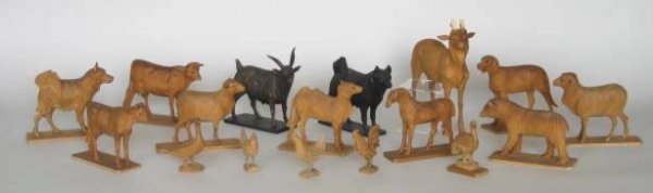 16 Early 20th c. Russian wood animals