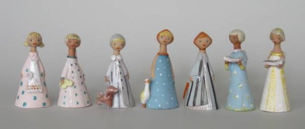 7 Hungarian ceramic figures