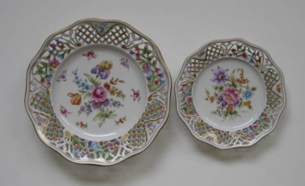 2 H. Litkovitz hand-painted porcelain plates