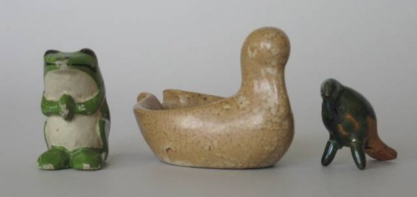 12 small miscellaneous items - 5