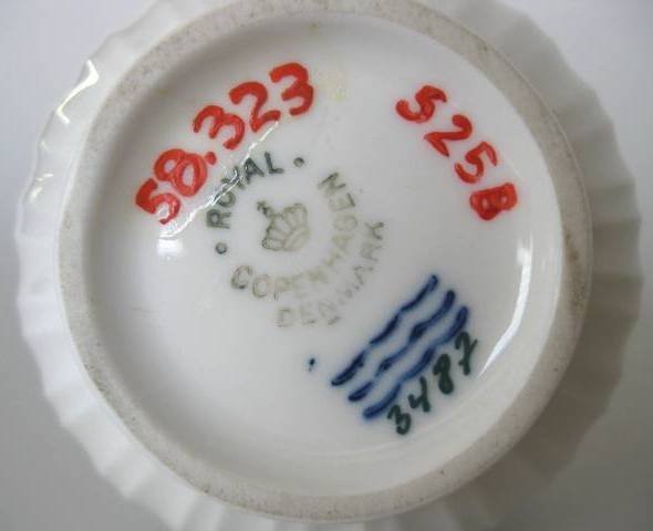 4 pieces of Royal Copenhagen - 8