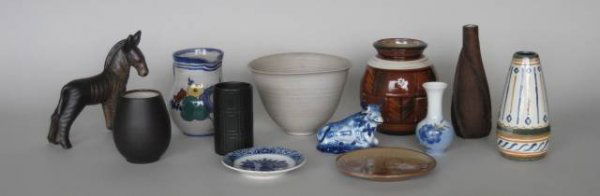 12 ceramic pieces from various countries: 12 ceramic pieces from various countries, 20th c.- 1 Arabia vase, and another Finnish vase; 1 Fris Studio vase (Dutch); 1 Royal Copenhagen vase; 1 Raymor vase; 1 Swiss pitcher; 1 Finnish jar; 1 Delft