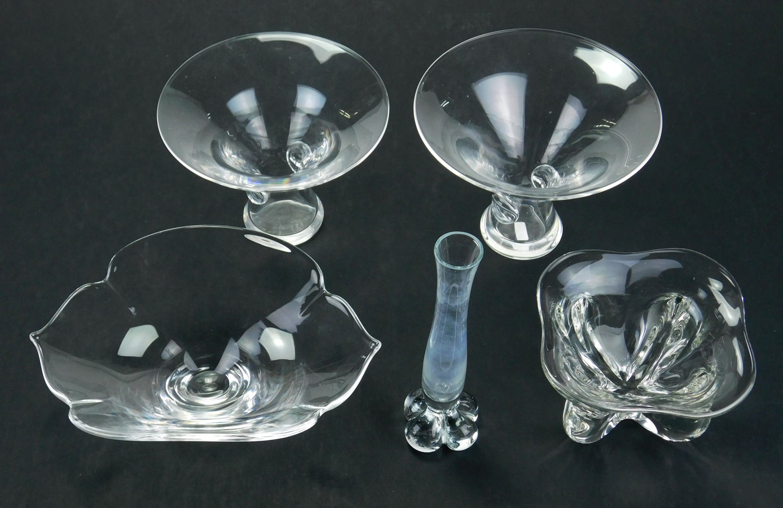 4 Steuben crystal bowls (1 of 6)