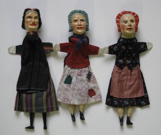 3 Female hand puppets in bonnets: 3 Female hand puppets in bonnets, some wear, fair condition. various sizes