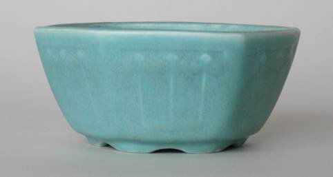 Rookwood mat glaze bowl: Rookwood mat glaze bowl, 1919- hexagonal form with 6 panels with Arts Crafts motif, marks include the Rookwood logo, date and shape no. 1770, very good condition. 2 1/2''h