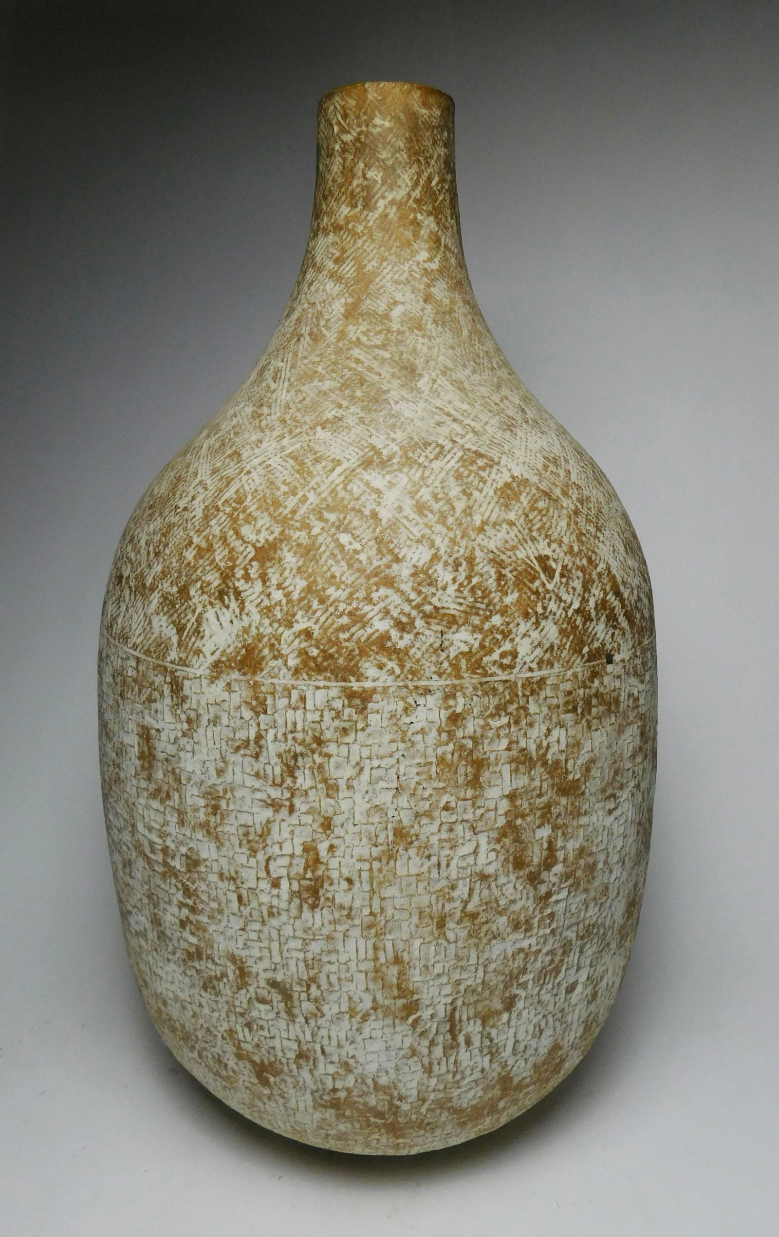 Claude Conover ceramic vessel (1 of 4)