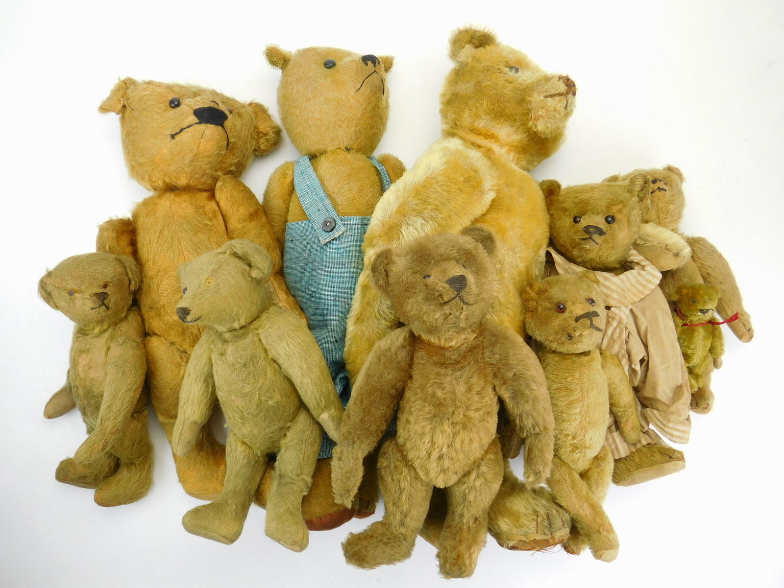 Vintage mohair teddy bears (1 of 3)