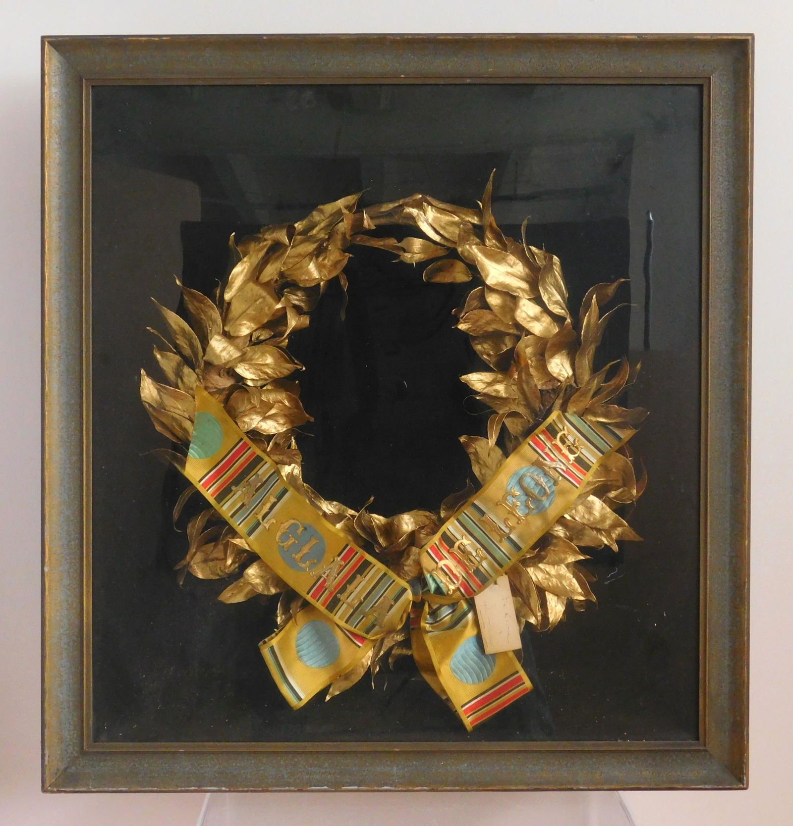 Early 20th c. Comemorative wreath (1 of 4)