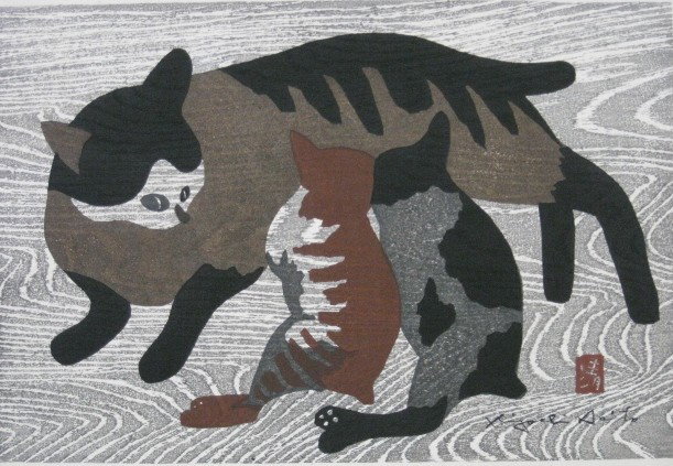 Kiyoshi Saito woodblock: Kiyoshi Saito- Cat and Two Kittens- woodblock in colors, signed in ink in the image, very good condition. 10 1/4 x 15''
