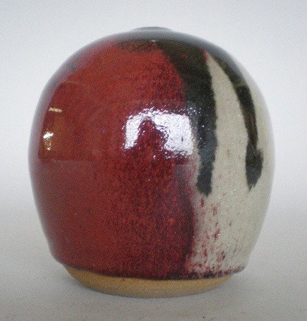 Suzanne Gilbert Glazed Ceramic: Suzanne Gilbert- ''Rounded Form #2''- glazed ceramic, ca. 1974, signed Suzanne on bottom, very good condition. 5 3/16'' H