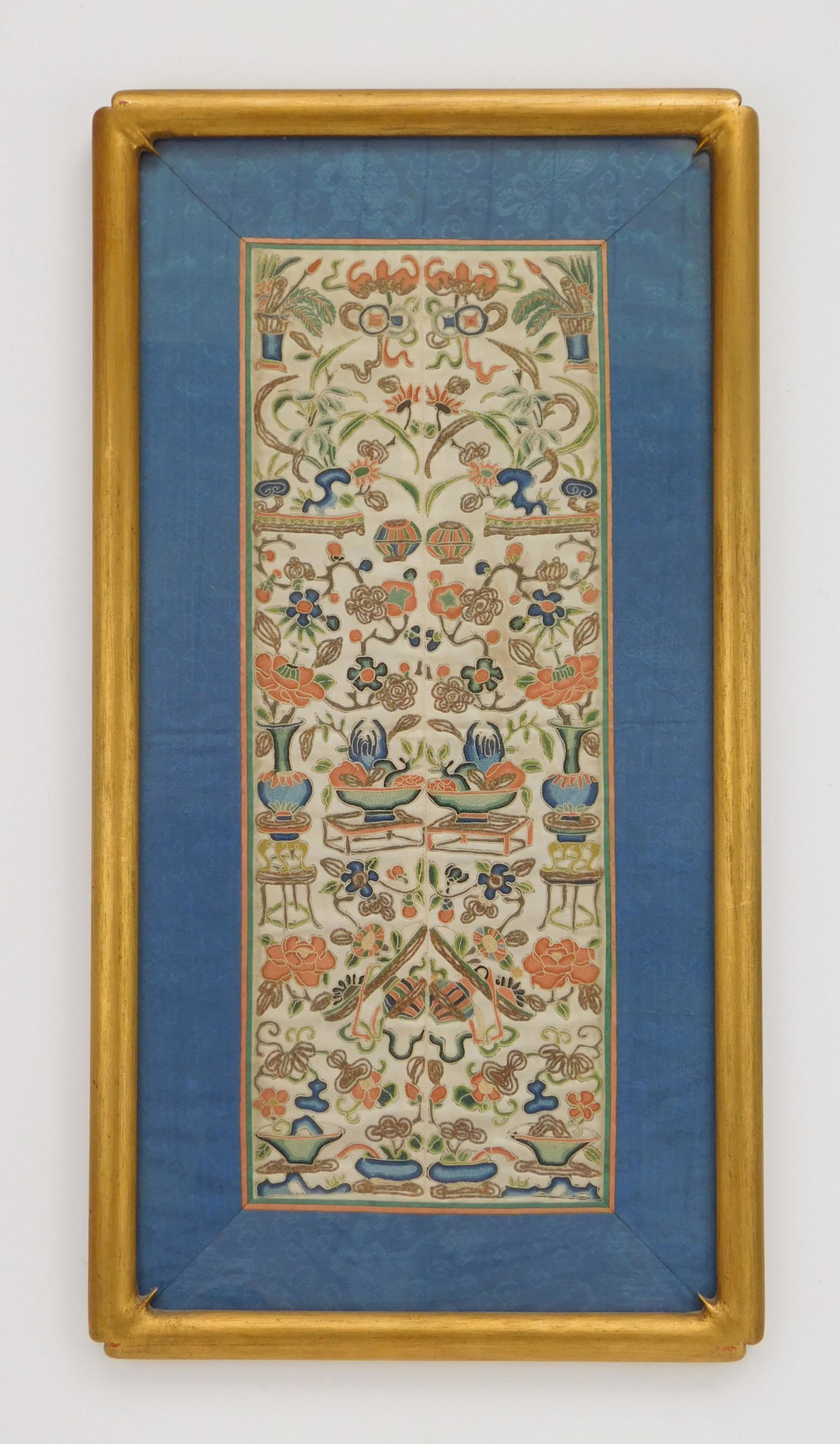 Chinese embrodiered silk textile: Chinese embroidered silk textile 24 x 12'' Provenance: Vixseboxse Art Galleries, Cleveland, OH