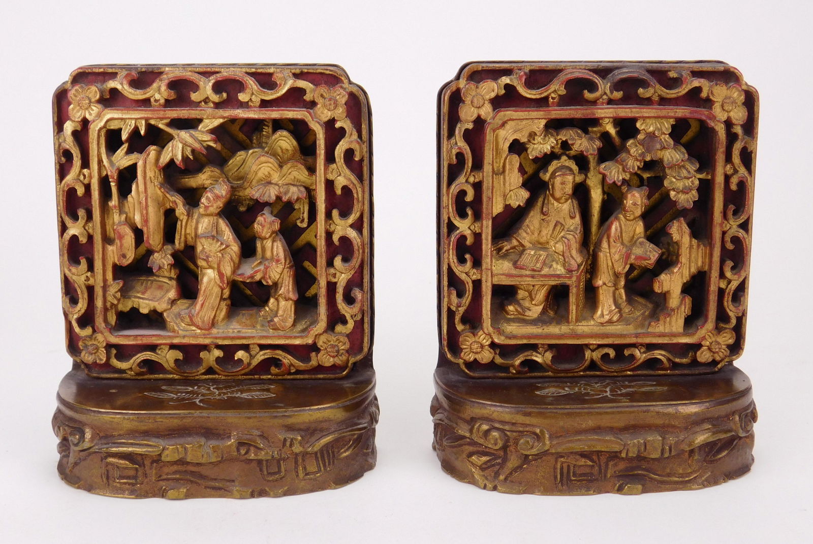 Pair of Chinese red lacquer bookends (1 of 4)