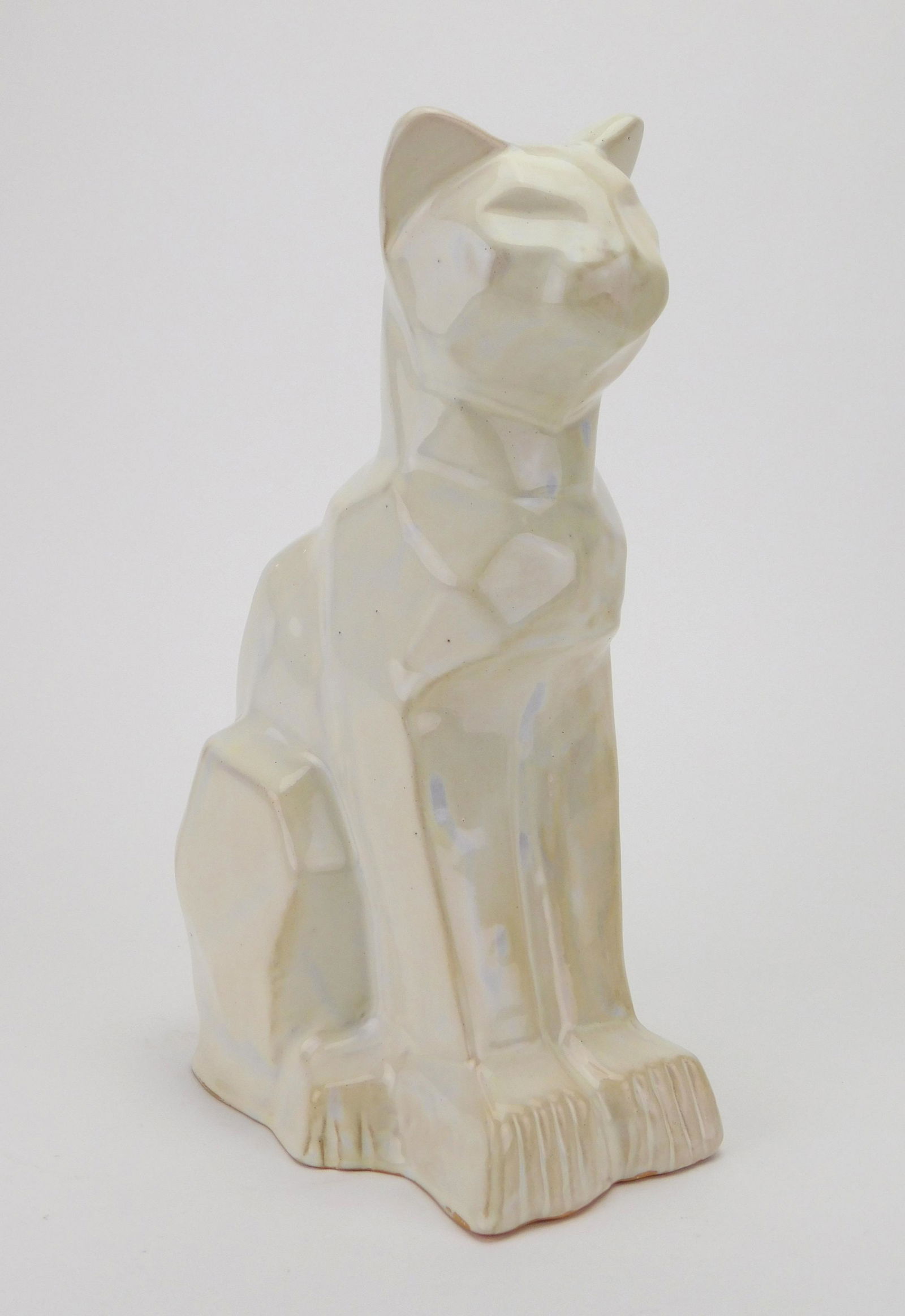 Shearwater pottery ''cubist'' cat (1 of 6)