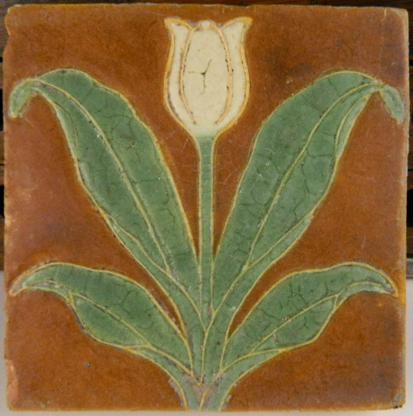 Grueby pottery tulip tile (1 of 2)