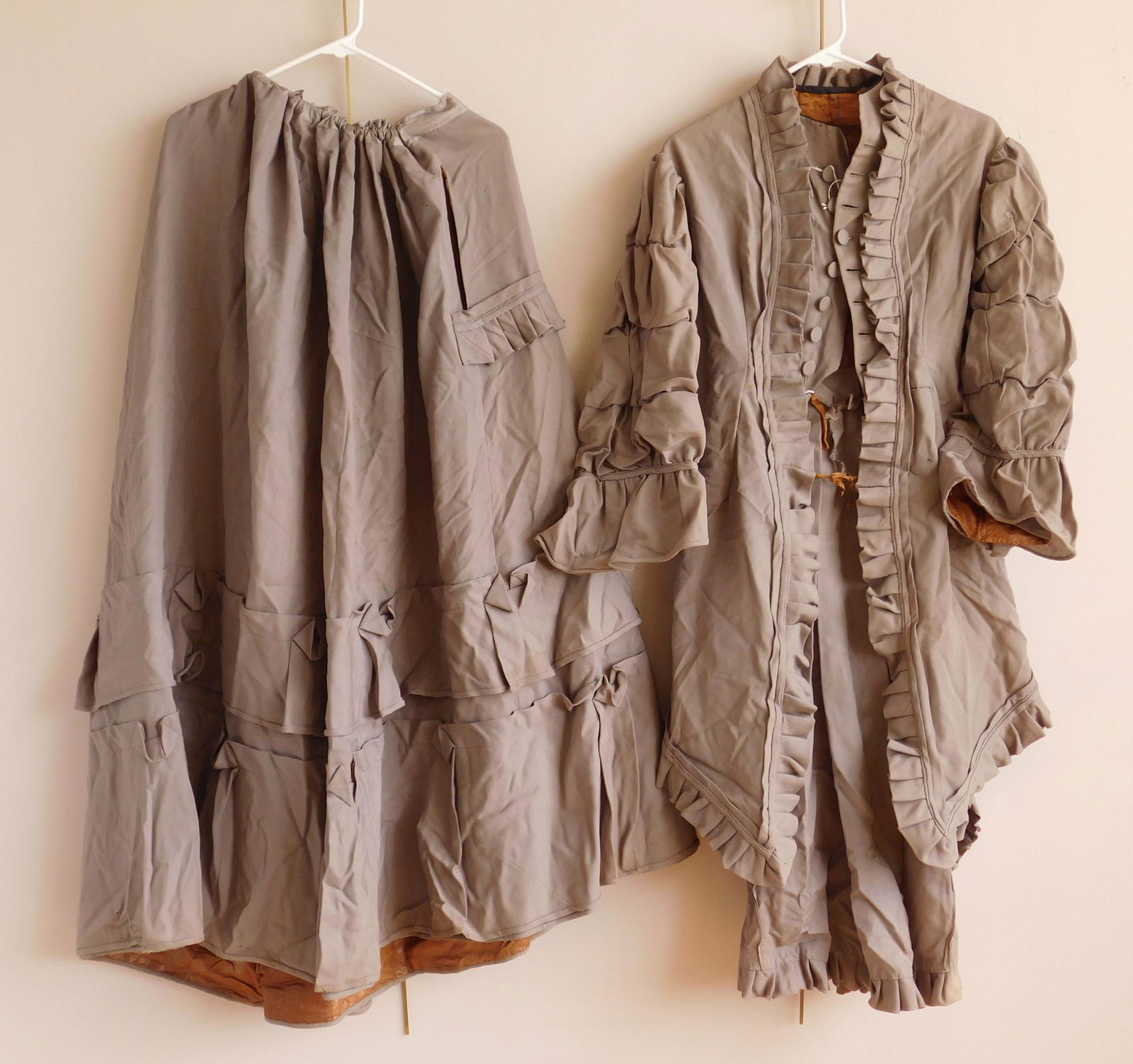 Large matching grey jacket and skirt ca. 1830-40's (1 of 2)