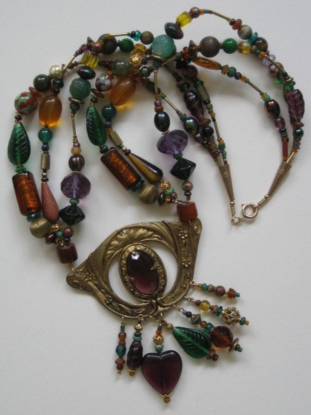 6 Beaded necklaces and 2 bracelets - 6