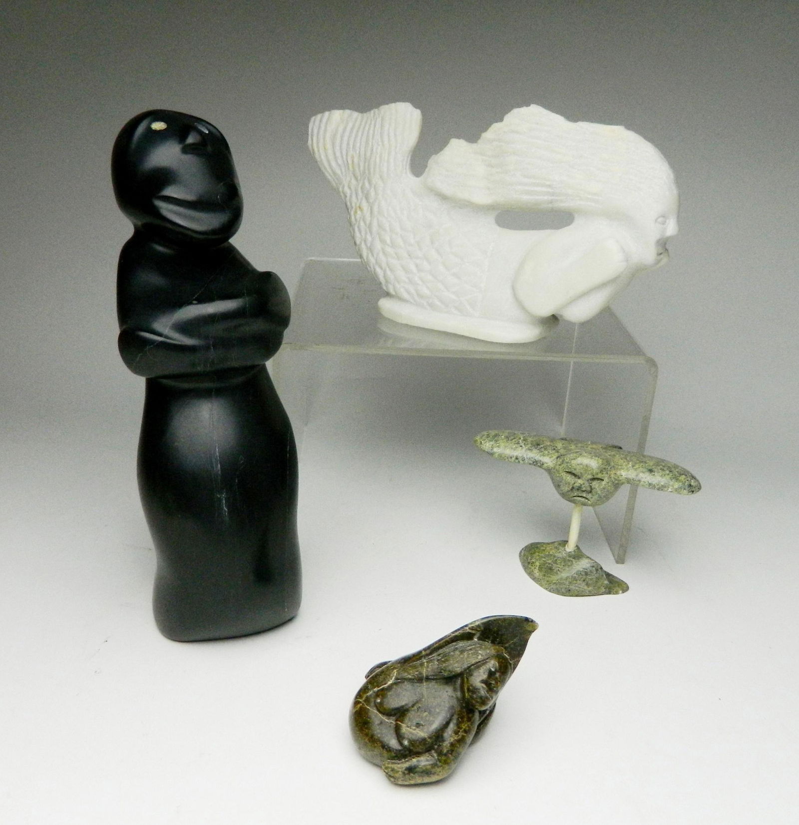 4 Inuit stone carvings (1 of 2)