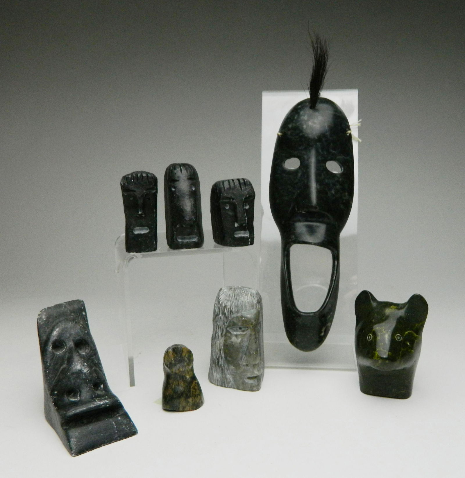6 Inuit stone carvings (1 of 2)