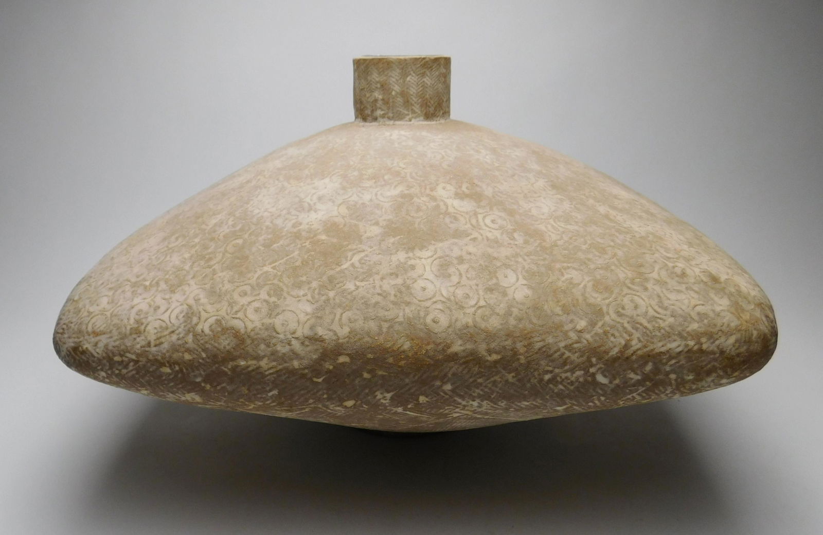 Claude Conover ceramic pot (1 of 7)